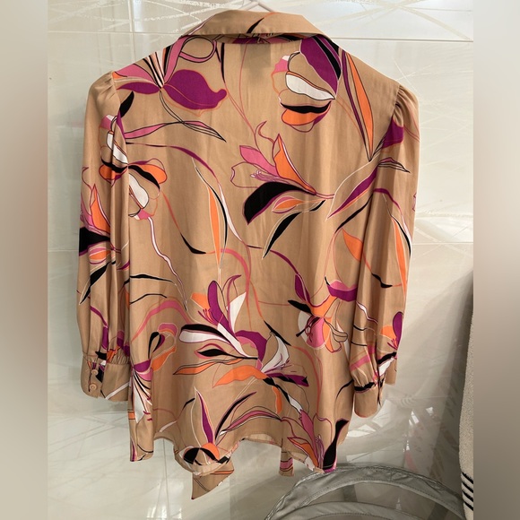 Worthington Petite Swirl Print Blouse💗 - Picture 5 of 5